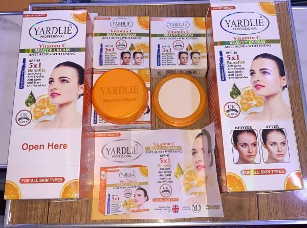 Yardlie Professional Vitamin C Beauty Cream. - Image 2